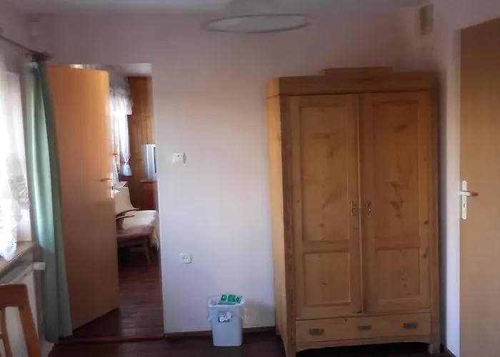 Willa Urocza * كارباش