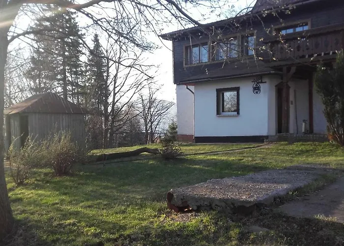 Willa Urocza كارباش