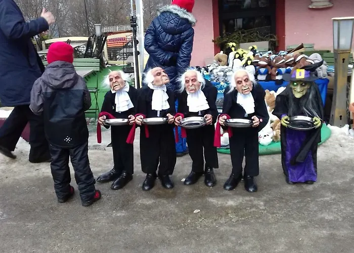 Willa Urocza كارباش