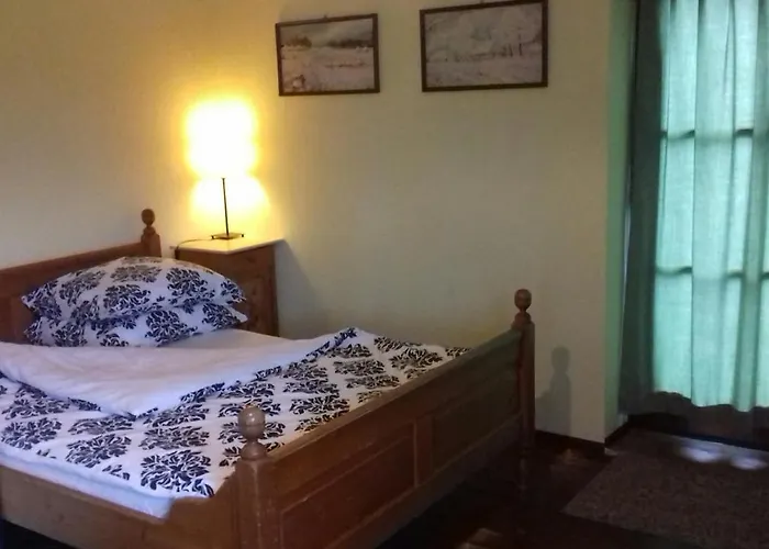 Willa Urocza * كارباش